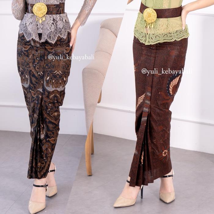 Rok Batik / Jarik Batik Model Wiru Wiron Kondangan Wisuda , Kamen jadi batik Sembahyang by Yuli Keba