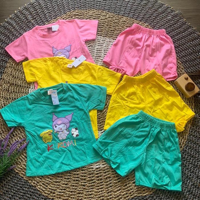 Set kaos ciono ( setelan anak perempuan motif kuromi)