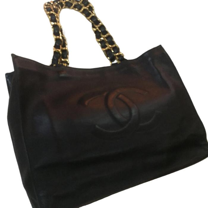 CHANEL Tas Tote Bag Lamb Skin Jumbo Hitam Ukuran 41 x 31 cm Kondisi Sangat Baik Bahan Kulit Mulus Ti