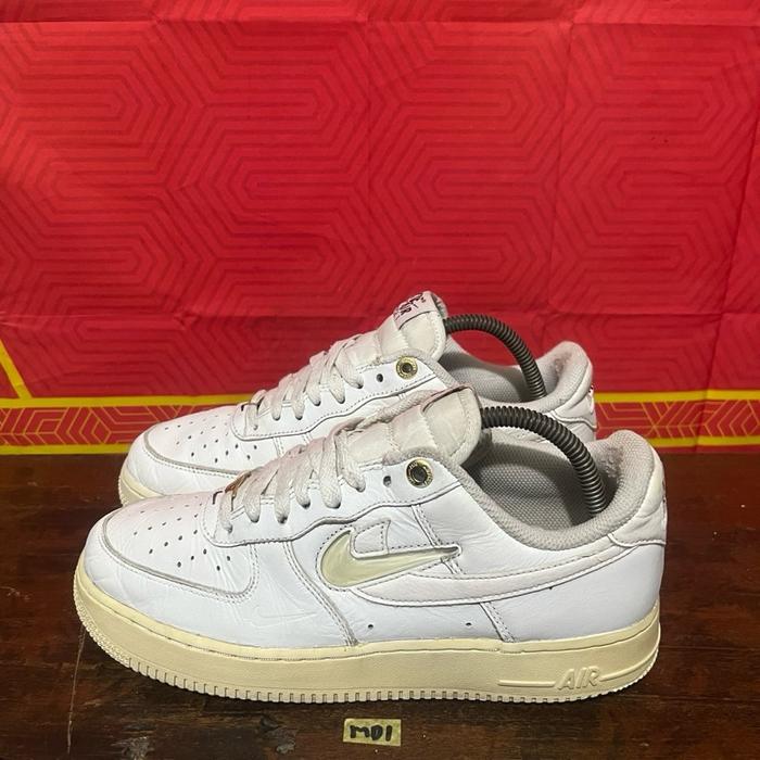 Sepatu second ori nike af1 jewel size 41