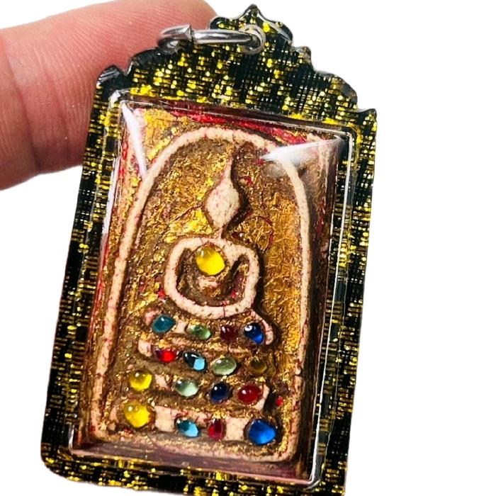 Phra Somdej embed relics by somdet Toh Wang Na Edition B.E. 2411 / graceful Pendant