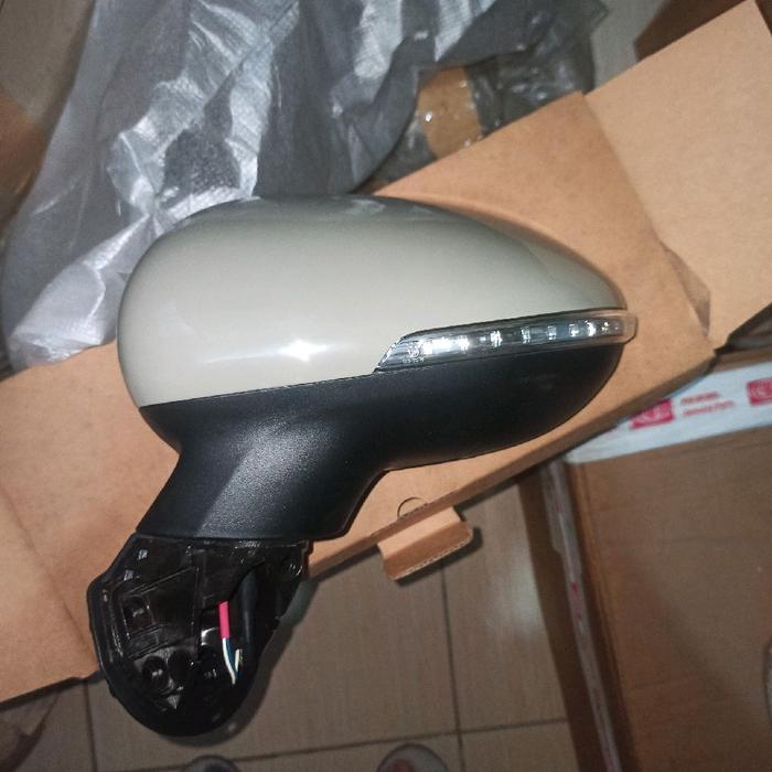 Spion Kiri Kia Rio UB - Aksesori Mobil Berkualitas Tinggi untuk Kia Rio UB