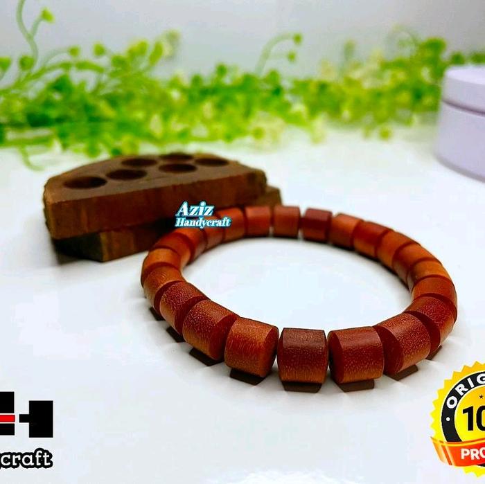 gelang terbuat dari kayu kantil merah warna asli original