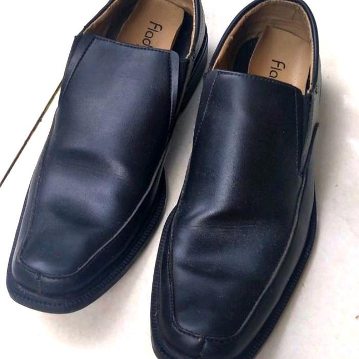 Sepatu Pantofel Pria Fladeo Charcoal Black Creamy Cappuccino Ukuran 43 - Preloved