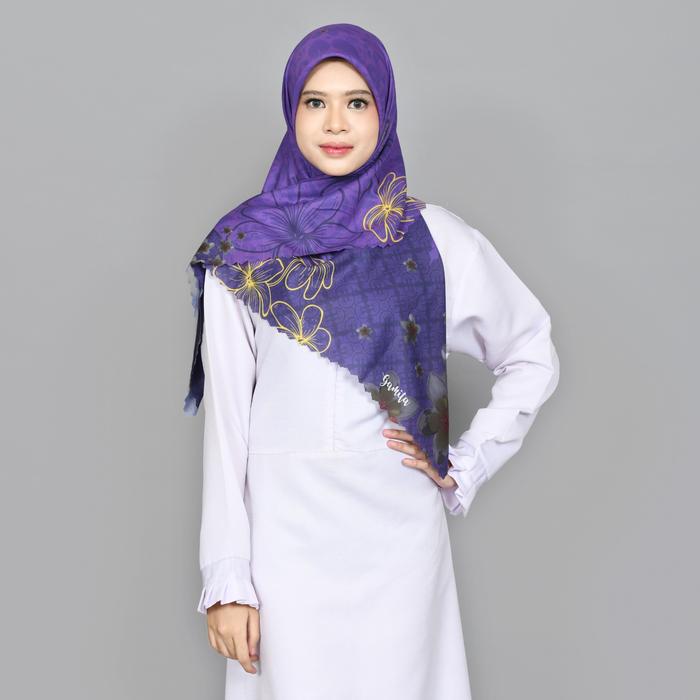 Gamita Scarf Hijab Motif Bali Kamboja Ungu Segi Empat Voal