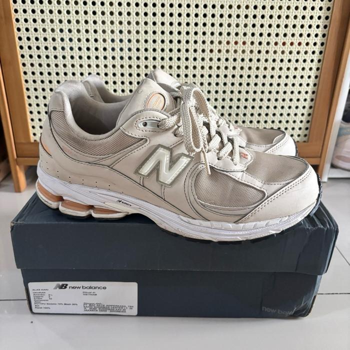 New Balance 2002R Second 100% Original (not adidas, puma, nike, asics, vans, converse)