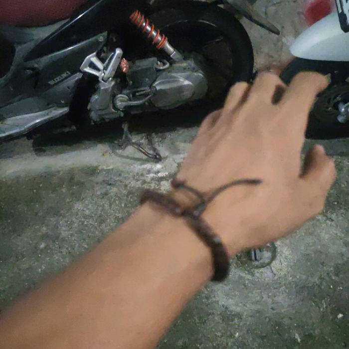 gelang tangan pria keren kece kekinian