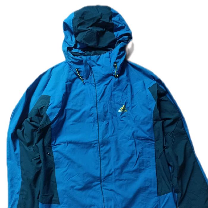 jaket outdoor gorpcore Adidas