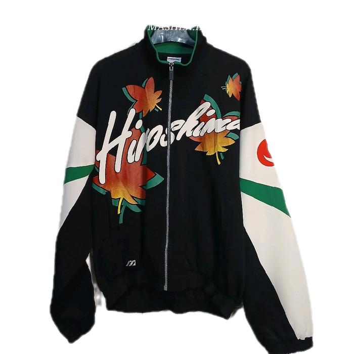 Jaket Windbreaker Vintage Boxy Fit Mizuno Art Size L fit XL