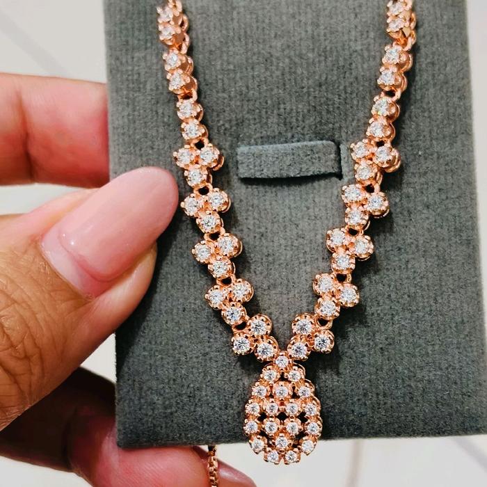 kalung berlian model labu