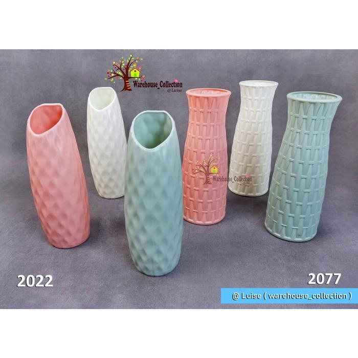 Vas Pot Bunga Tanaman Imitasi Plastik / Vas Hiasan Dekorasi / Vas Bunga plastik Cantik