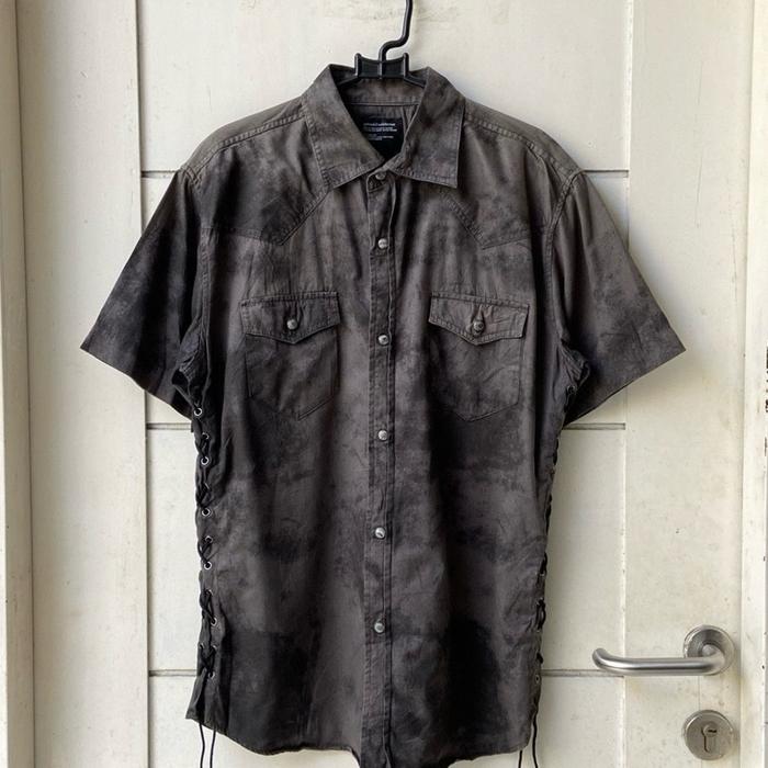 SPLENDID SATISFACTION Tie Dye Patterned Laces Shirt
