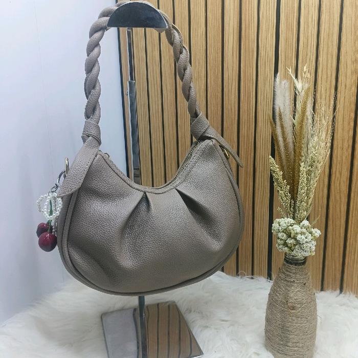 mochz bags - Clara