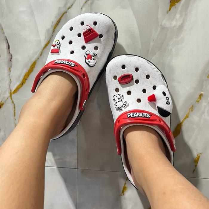 TERBARU SANDAL CLASIC 3CM KARAKTER SN0pY pria /wanita viral kekinian Casual Badminton Sepatu Flash S