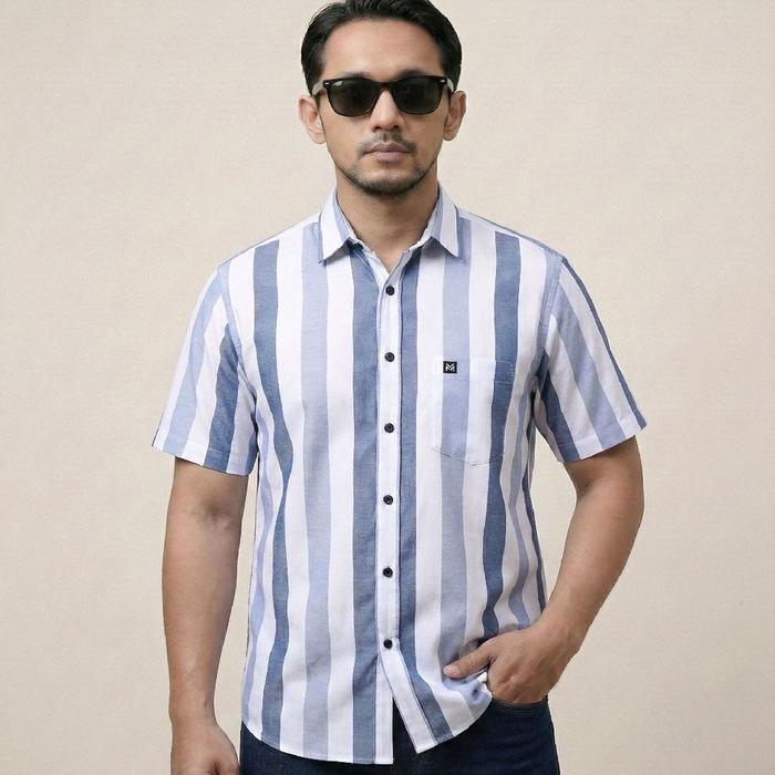 Manaw_Id Kemeja Pria Lengan Pendek Garis Biru Putih Vertikal dan Horizontal Model Casual Style Bahan