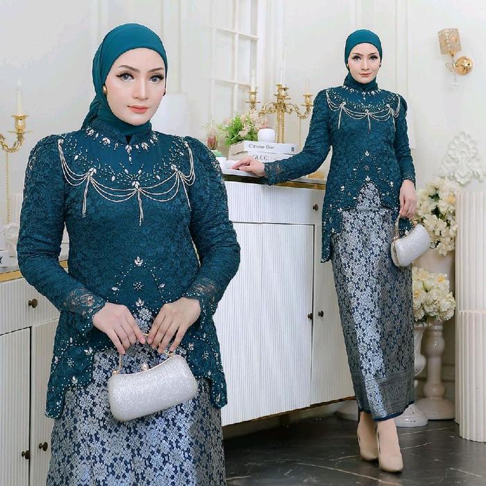 KEBAYA SADLI/KEBAYA WISUDA/KEBAYA PESTA/KEBAYA KONDANGAN/KEBAYA TERLARIS/KEBAYA TERBARU