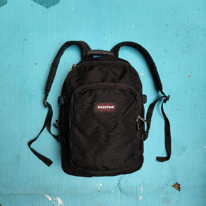 Daypack/Ransel/Tas Pria Cowok/Tas Kerja Kuliah Sekolah Second Ori Brand EASTPAK