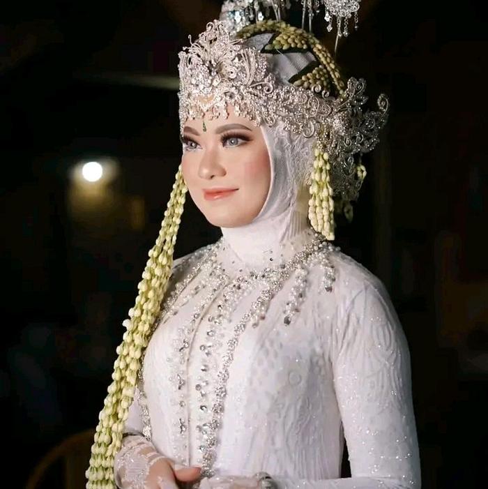 Melati Pengantin rias pengantin roncean Melati asli