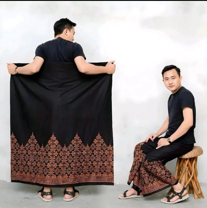 Laila- Sarung Batik Exclusive Rayon Super Premium Motif Pagar Alam Series