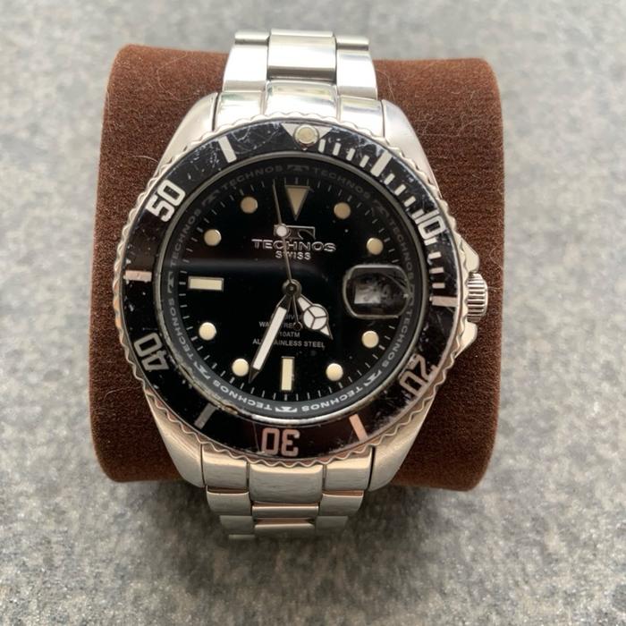 Jam tangan TECHNOS SWISS DIVER QUARTZ BLACK DIAL