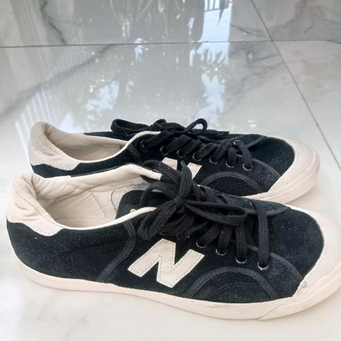 Sepatu Branded NB SlipOn Suede Size 42,5 (Second).