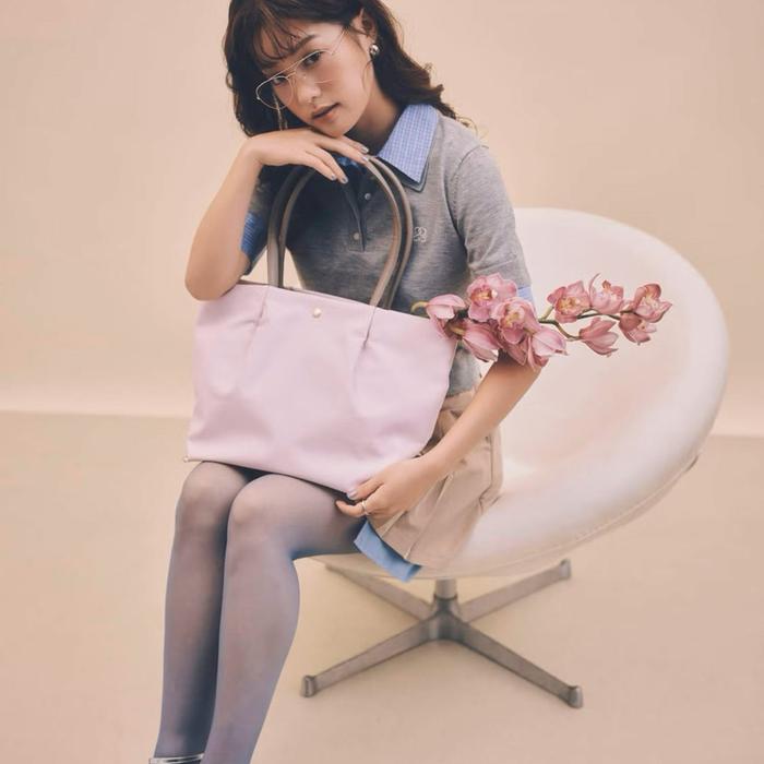 Tas Tangan Wanita Elegan Legato Largo LH-L0001Z dengan Desain Minimalis