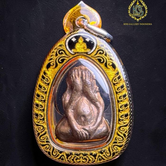 Phra Pidta Yant Yung Phra Ajahn Tee Lek