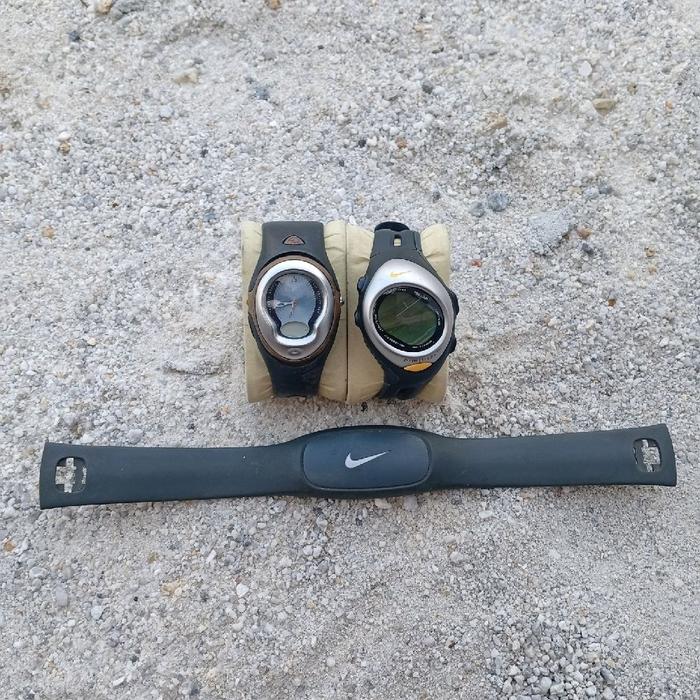 nike triax dan nike acg berikut sensor jantung jam tangan second nike