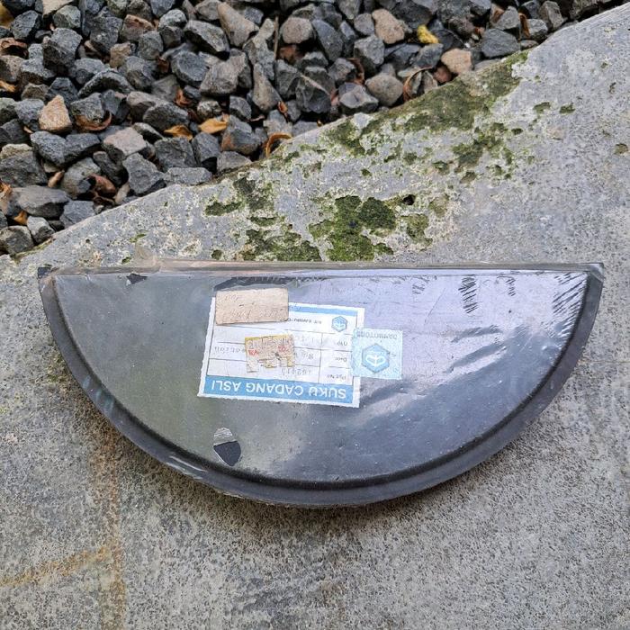 cover / tutup ban serep Ring 8 Vespa Strada original Nos Danmotor Biru