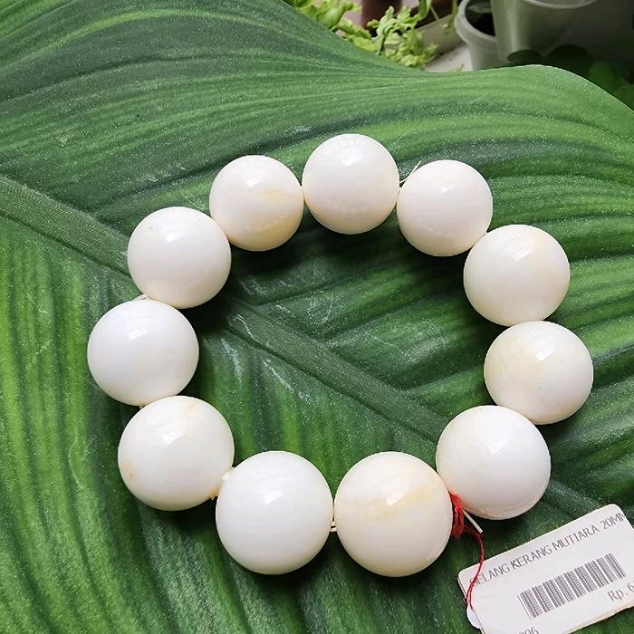 Iwant Gelang kerang mutiara serat emas 20 mm