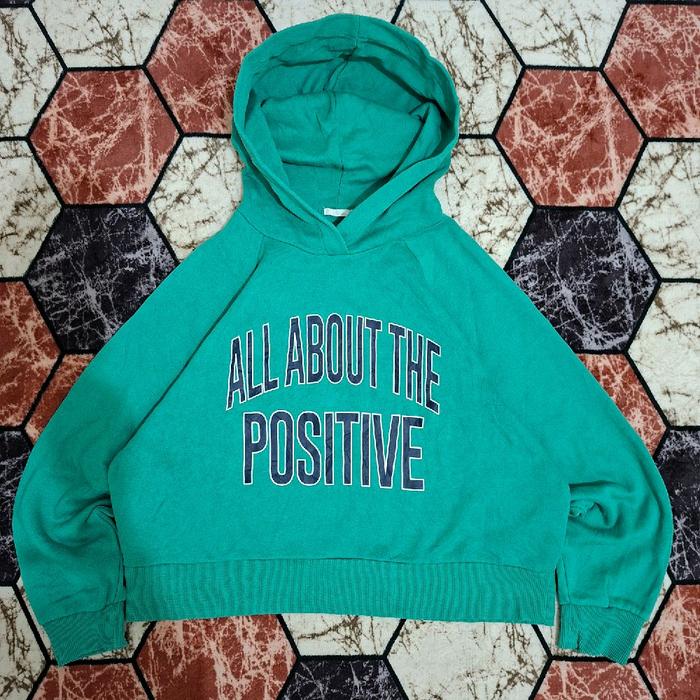 Crop Hoodie Uniqlo     GU