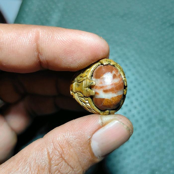 ati ayam kuno lawasan ring Kuningan sari