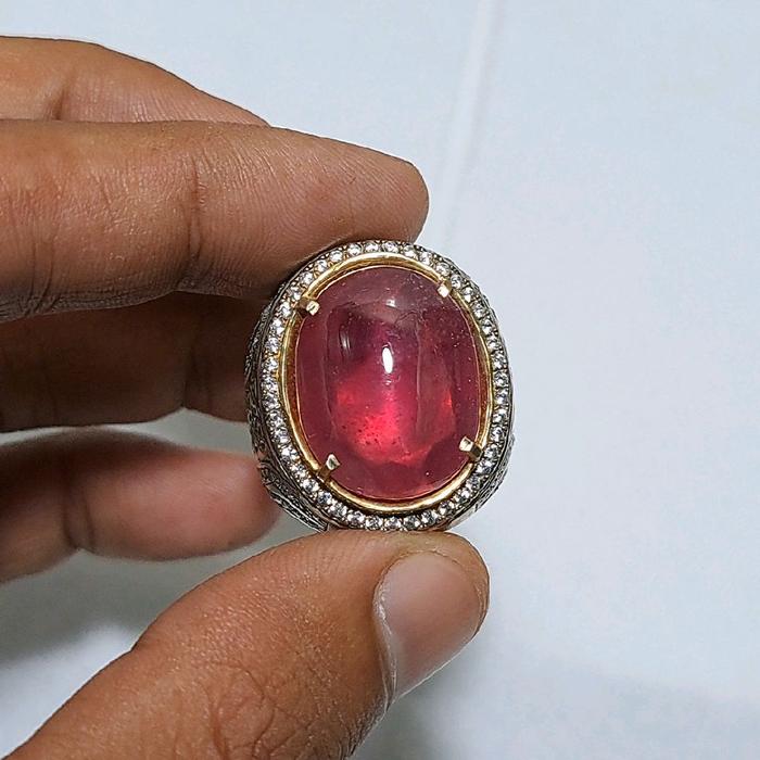 Natural ruby kristal Madagascar Memo CGL