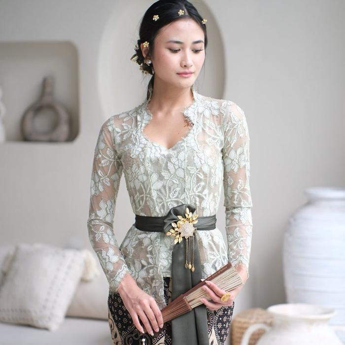Kebaya Aleta|| Kebaya Bali,Kebaya Moderen,Kebaya Wisuda,Kebaya Kondangan Kebaya Semi Tule  Prancis K