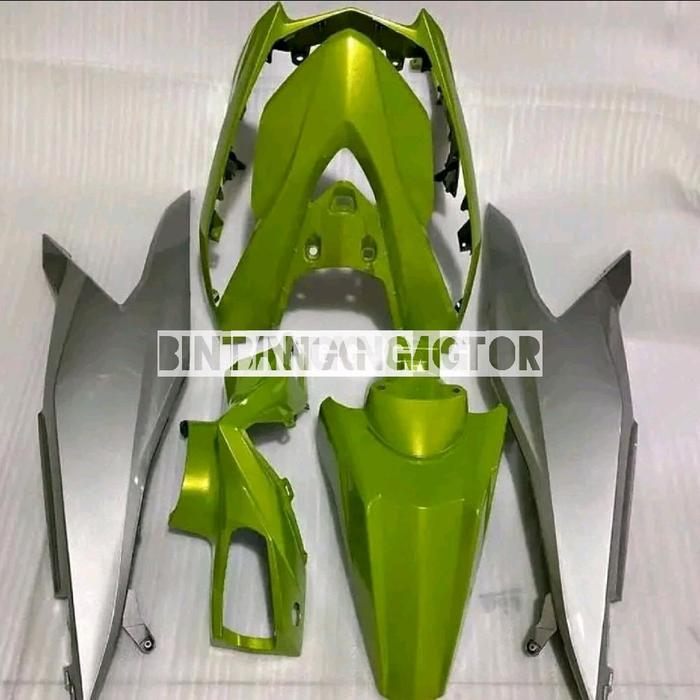 fullset body halus motor honda beat deluxe warna aliens green mix silver 2020-2023 Motorcycle