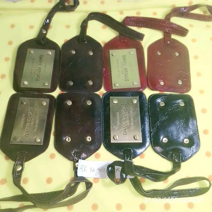 Gantungan Tas Merk Gianni Versace Original Bahan Kulit Asli