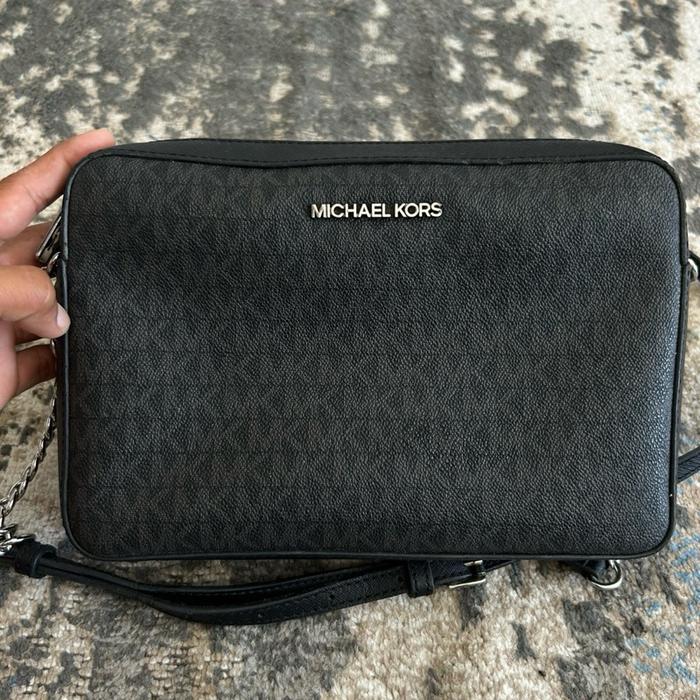 Tas Second branded Crossbody MK