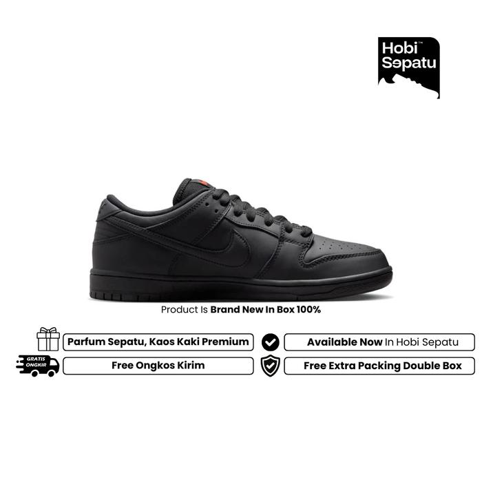 Nike Dunk Low Pro SB 'Triple Black' Nike /  sneakers /  Dunk SB Brand New In Box