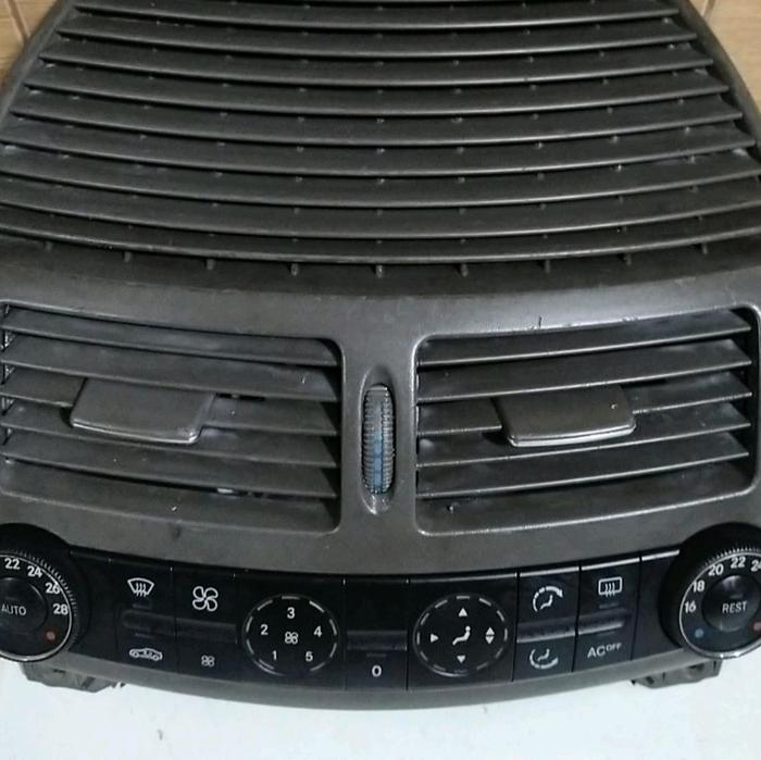 Kisi AC dan Operating Unit AC W211 untuk Mobil