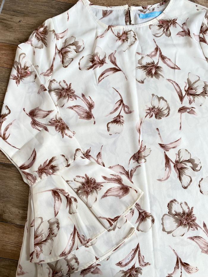 BLOUSE WANITA RUFFLE BUNGA