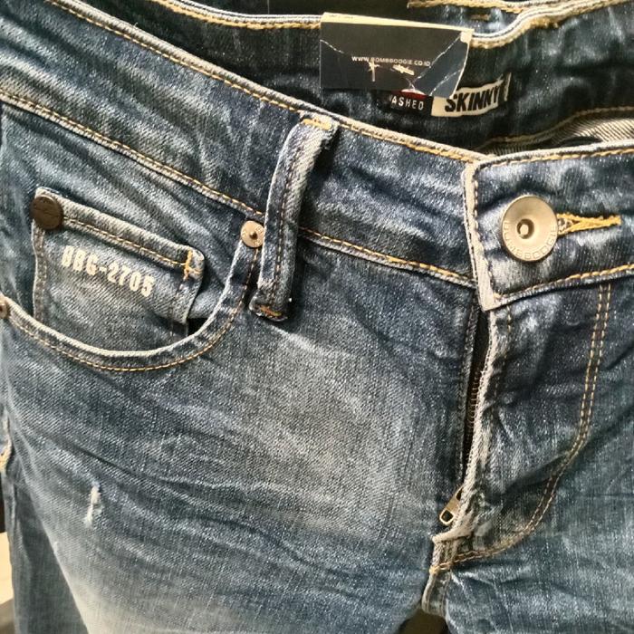 BOMBBOOGIE CELANA JEANS PRIA KEREN MACHO ORIGINAL
