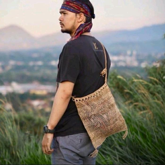 Tas Koja Baduy Pria Selempang,tas Tradisional suku baduy,tas eatnik Anyaman Kulit Kayu teureup - Sel