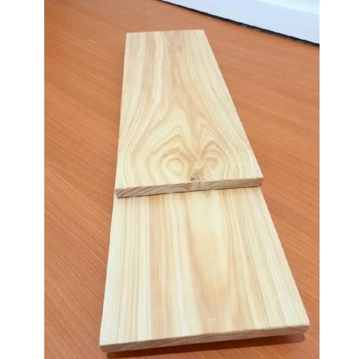Papan Jati Belanda/ Papan Pinus Sudah Finishing Clear - LEBAR 14 PANJANG 30