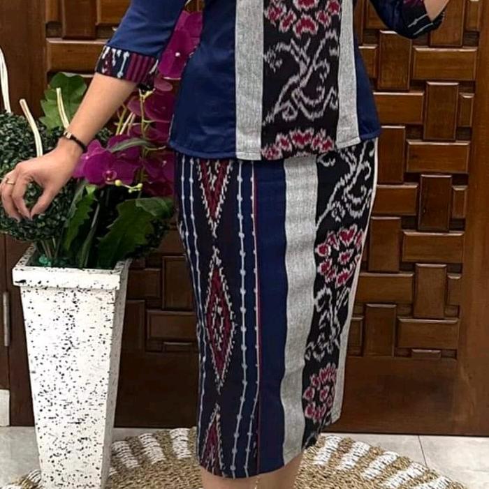 setelan tenun jepara blus dan rok