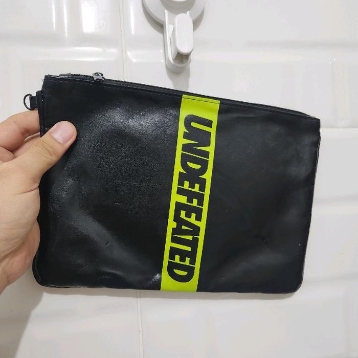 Pouch Clutch UNDEFEATED X STARBUCKS