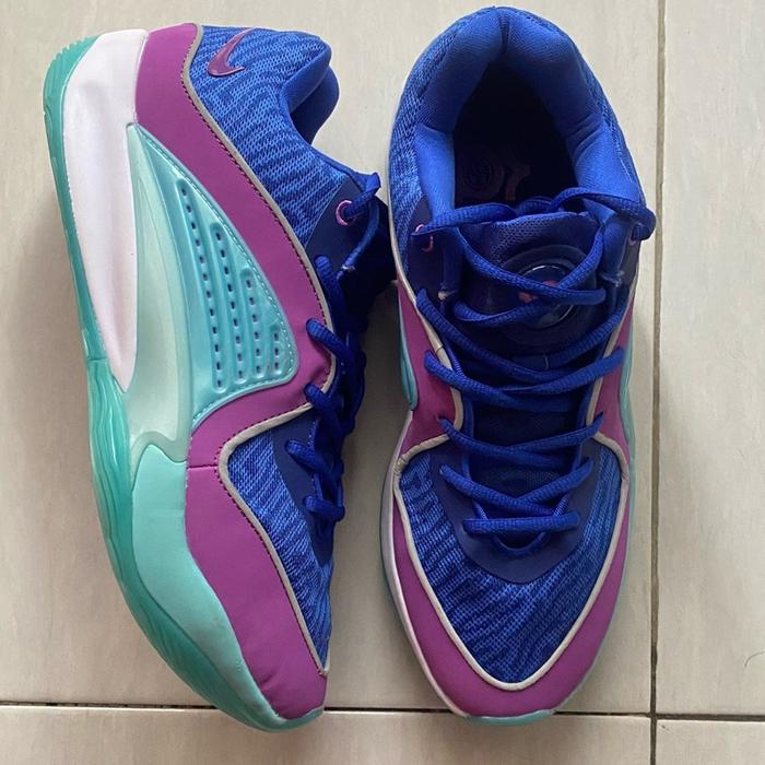 Nike Sepatu Basket KD 16 Model Terbaru Warna Biru Ungu & Hijau Desain Nyaman untuk Performa Optimal