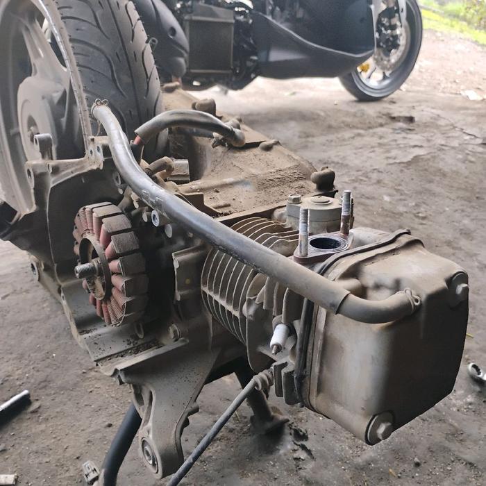 1 unit mesin beat bpkb dan no. rangka bonus velg belakang