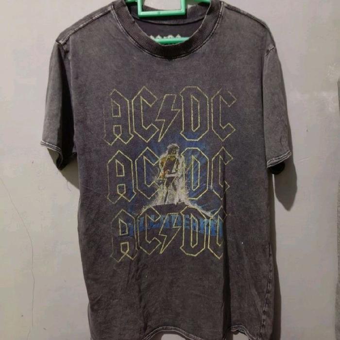 kaos acdc size xs baju t shirt