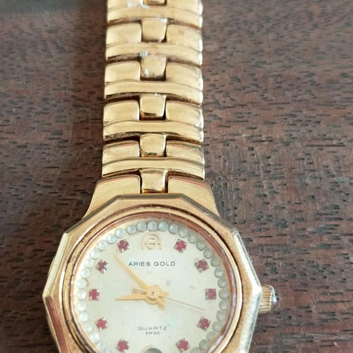 Jam Tangan Wanita Aries Gold Vintage