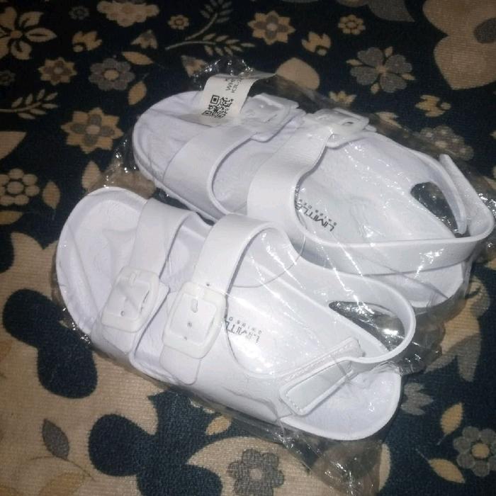 sandal anak merk limitless